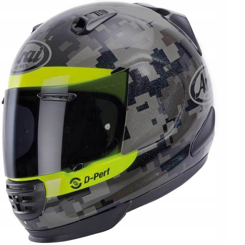 Športová prilba Arai Rebel na motorovej trati
