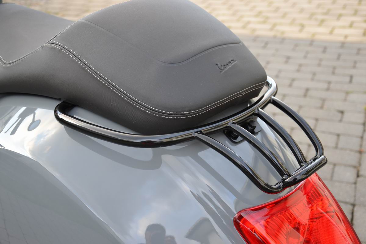 Kufr retro čierna ZADNÁ Vespa Gts Gt Moto Strada