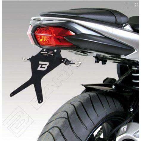 Univerzálny držiak Barracuda Yamaha FZ1