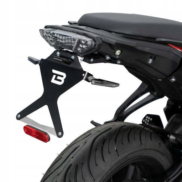 Univerzálna montáž na dosku Yamaha Barracuda