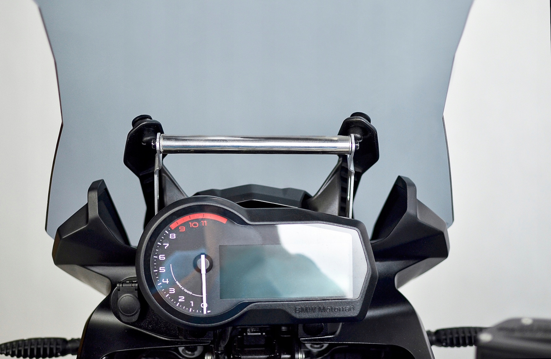 Nosník navigačného držiaka BMW F 850 GS 18-