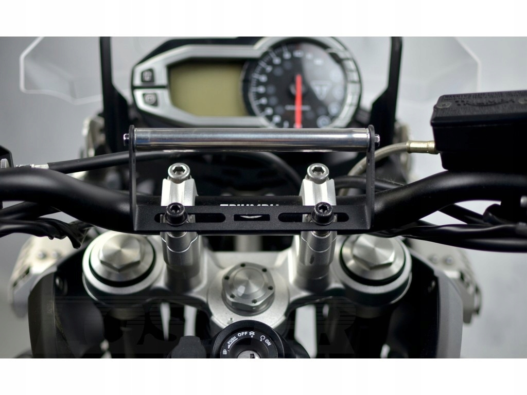 Držiak lúča pre navigačnú montáž TRIUMPH TIGER 800