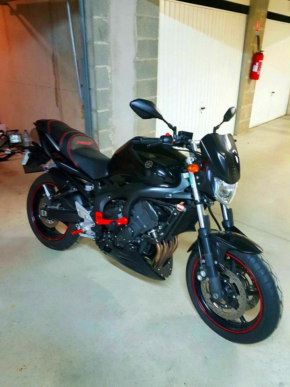 Padacie tyče Crashpads BSA pre Yamaha FZ 6 Fazer 2004 - 2009