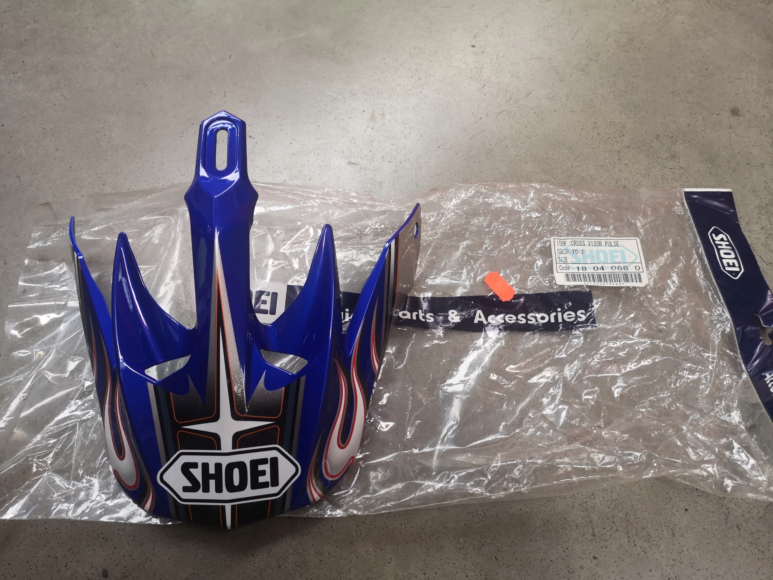 BLUE SHOEI V-MOTO VISOR TC-2