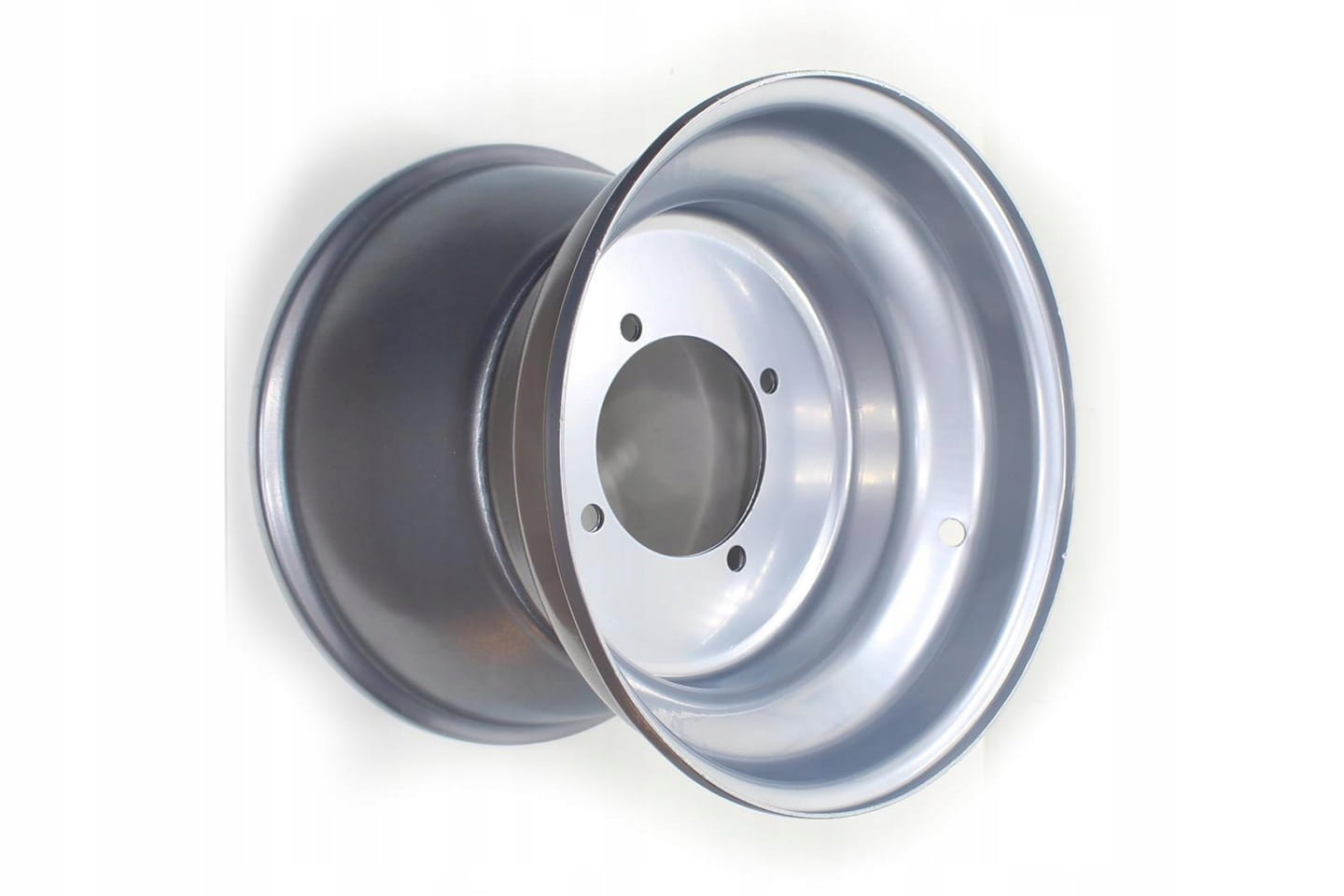 KOLOVÁ ČTVRTKA 10 "ZADNÁ ČTVRTKA 200 BASHAN SILVER