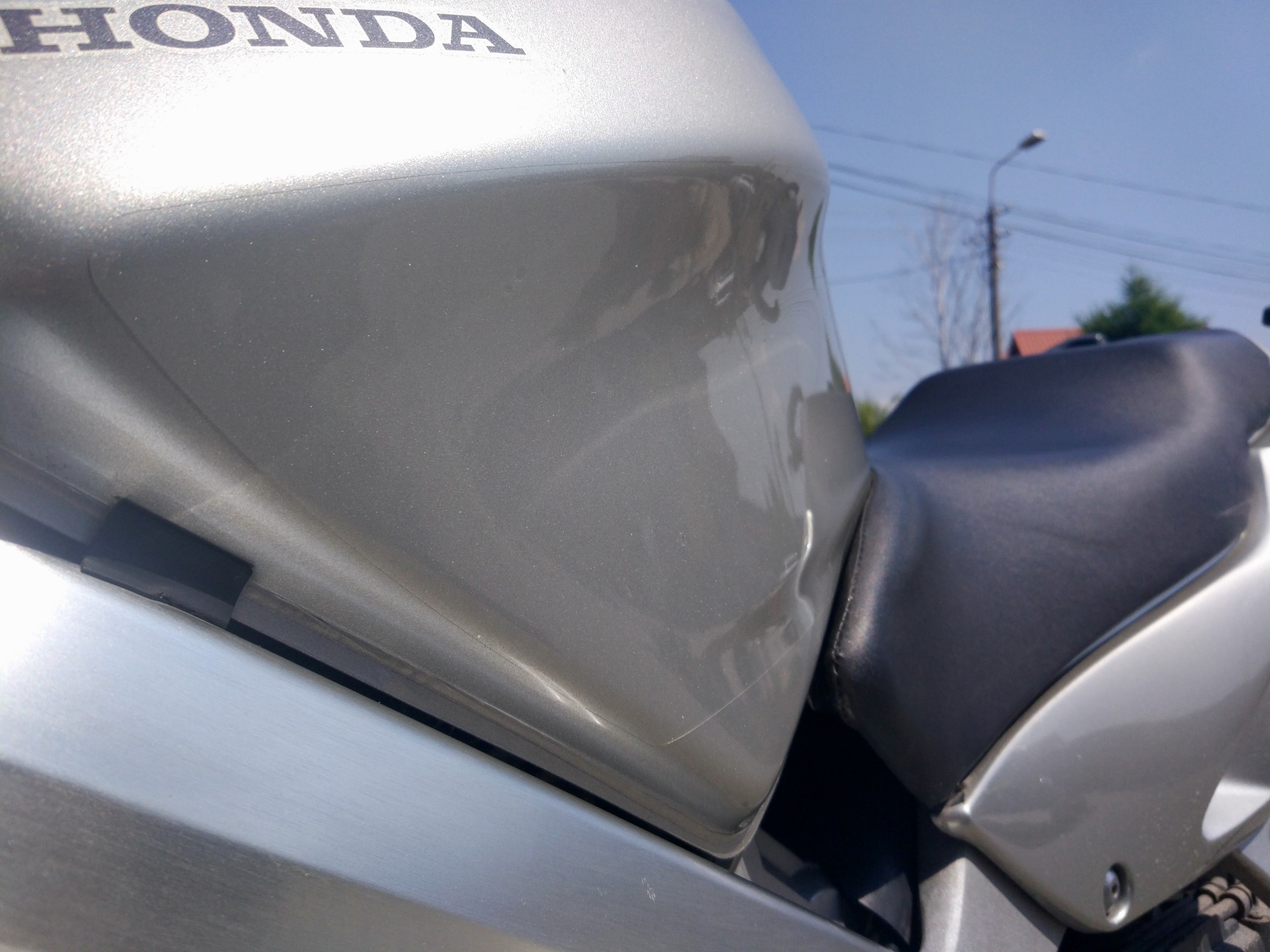 Ochranná fólia pre palivovú nádrž HONDA VFR CB CBF