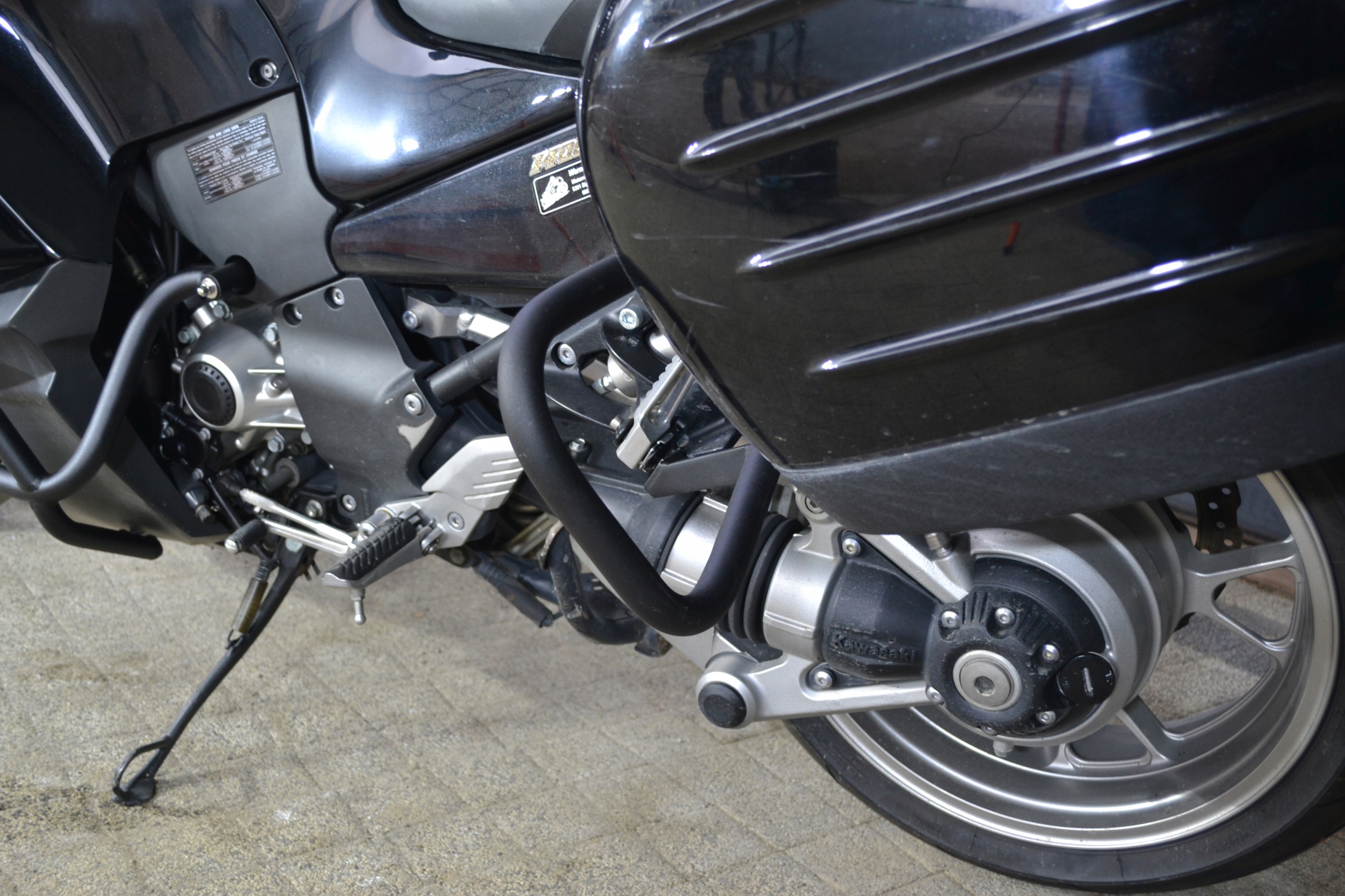 GMOLY PREDNÉ + ZADNÉ KAWASAKI GTR 1400 2008-2010