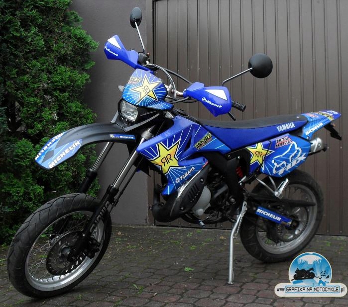 GRAFIKA PRE MOTOCYKLE YAMAHA DT 50 z roku 2004