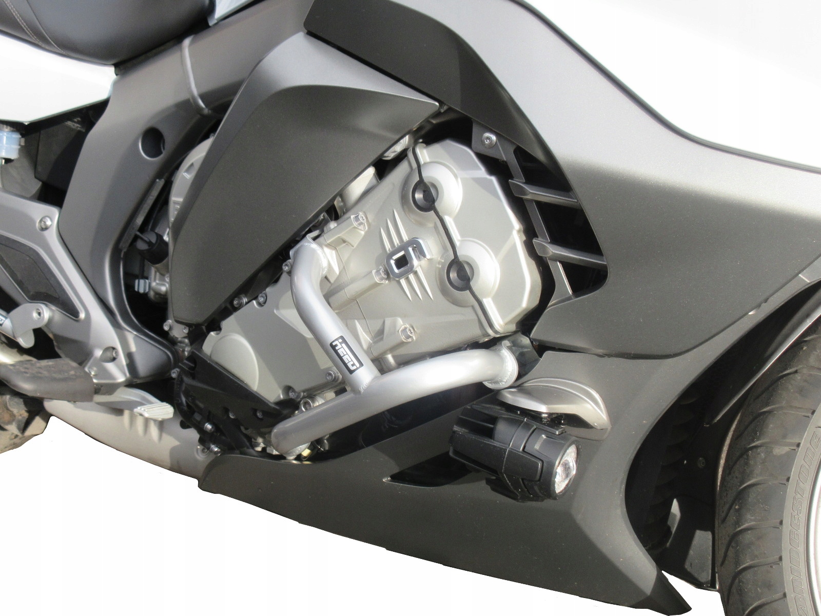 Padacie rámy HEED pre BMW K 1600 GT / GTL (2017 -) Základné striebro