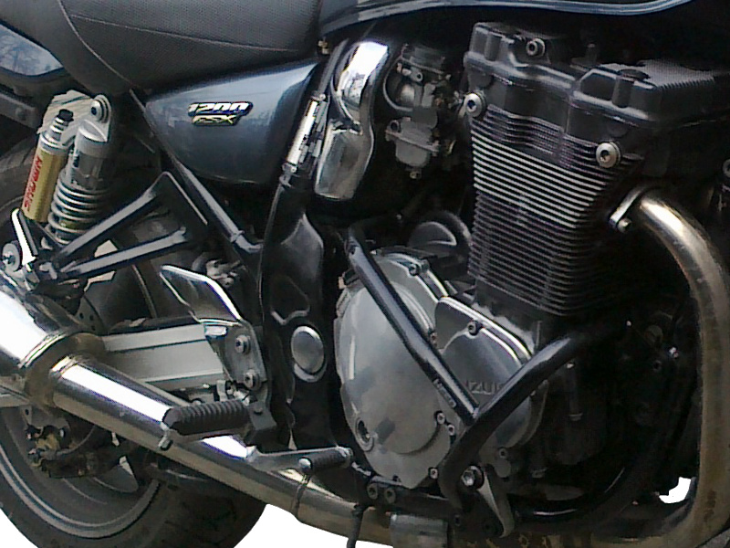 Padacie rámy HEED pre Suzuki GSX 1200 INAZUMA nie sú crashpad