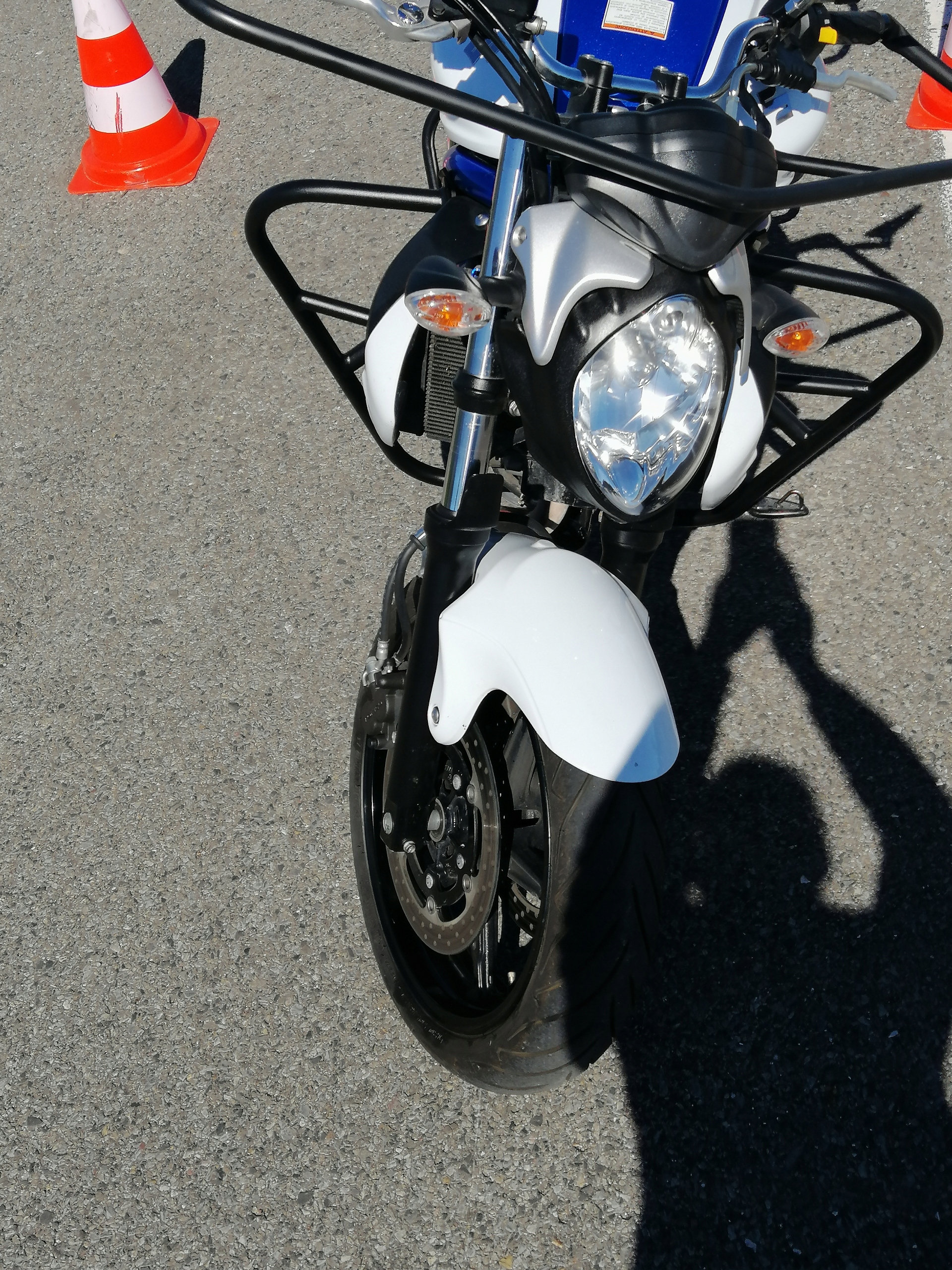 Padací rám Suzuki SV 650A - autoškola, poťahy