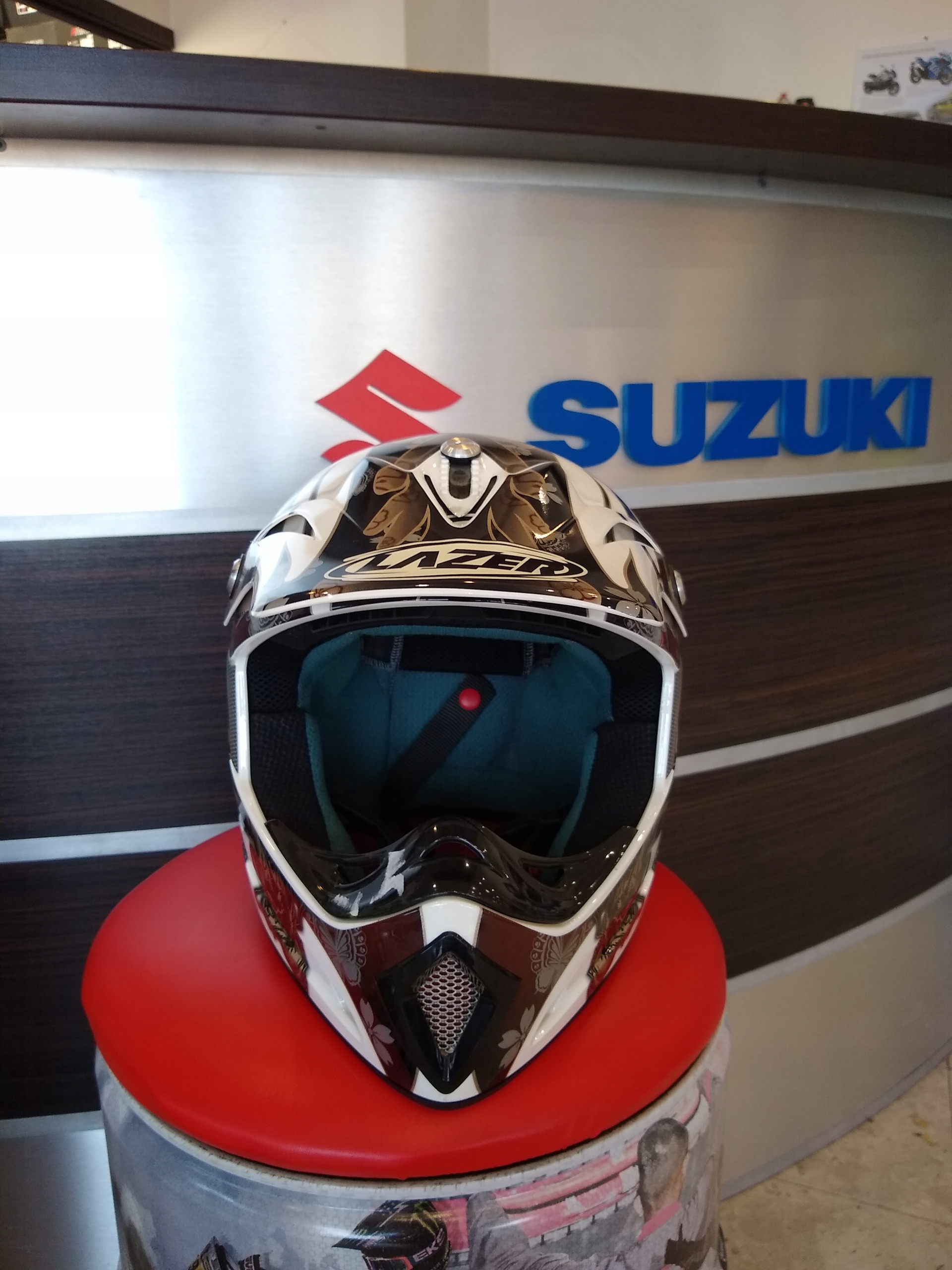 KREŠOVÁ PRILBA LAZER MX6 VEĽKOSŤ KEN-DO L