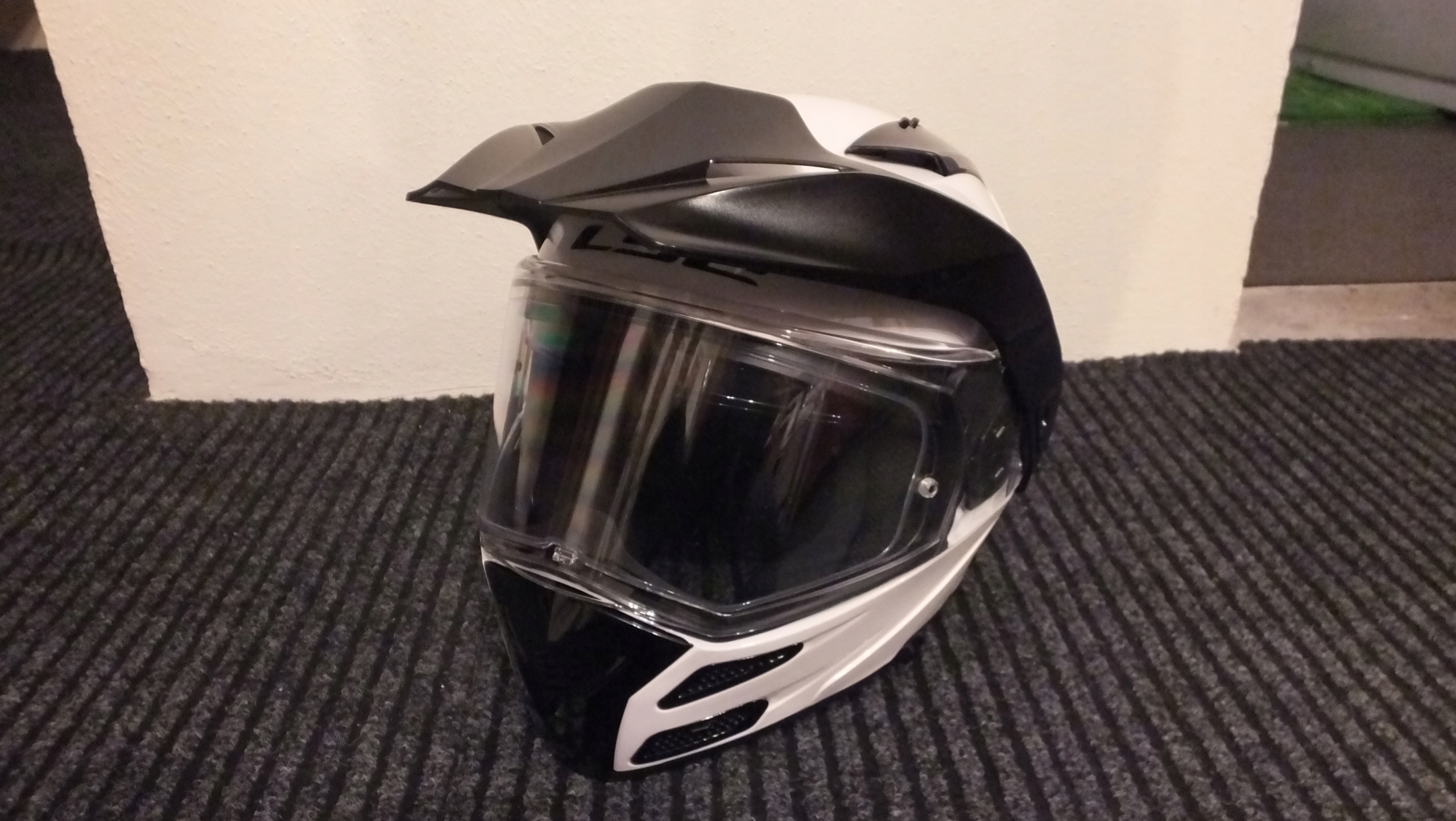 KASK LS2 FF324 METRO EVO PEVNÁ BIELA P / J XL ŠANCA