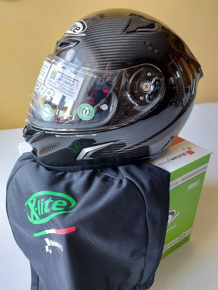 PRILBA X-LITE X-802RR ULTRA CARBON XL lesklá novinka