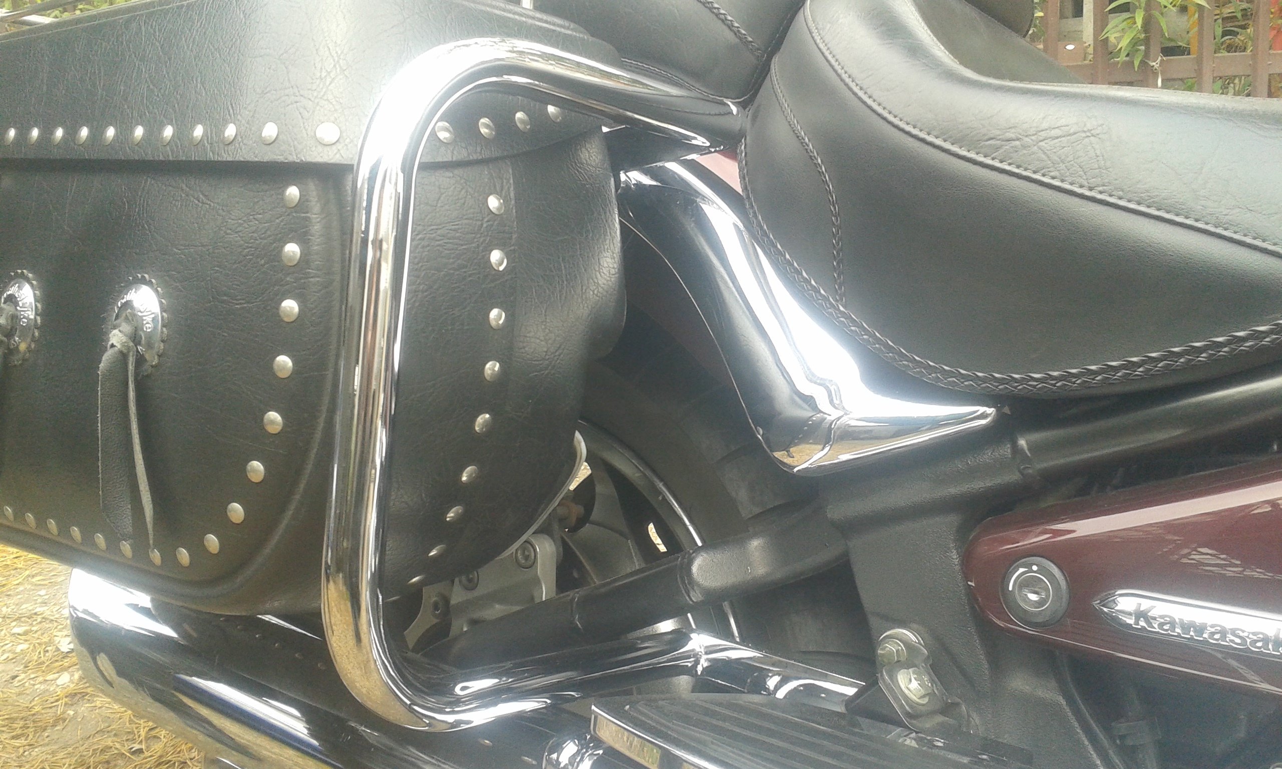 ZADNÉ GMOLY KAWASAKI VN2000 VULCAN