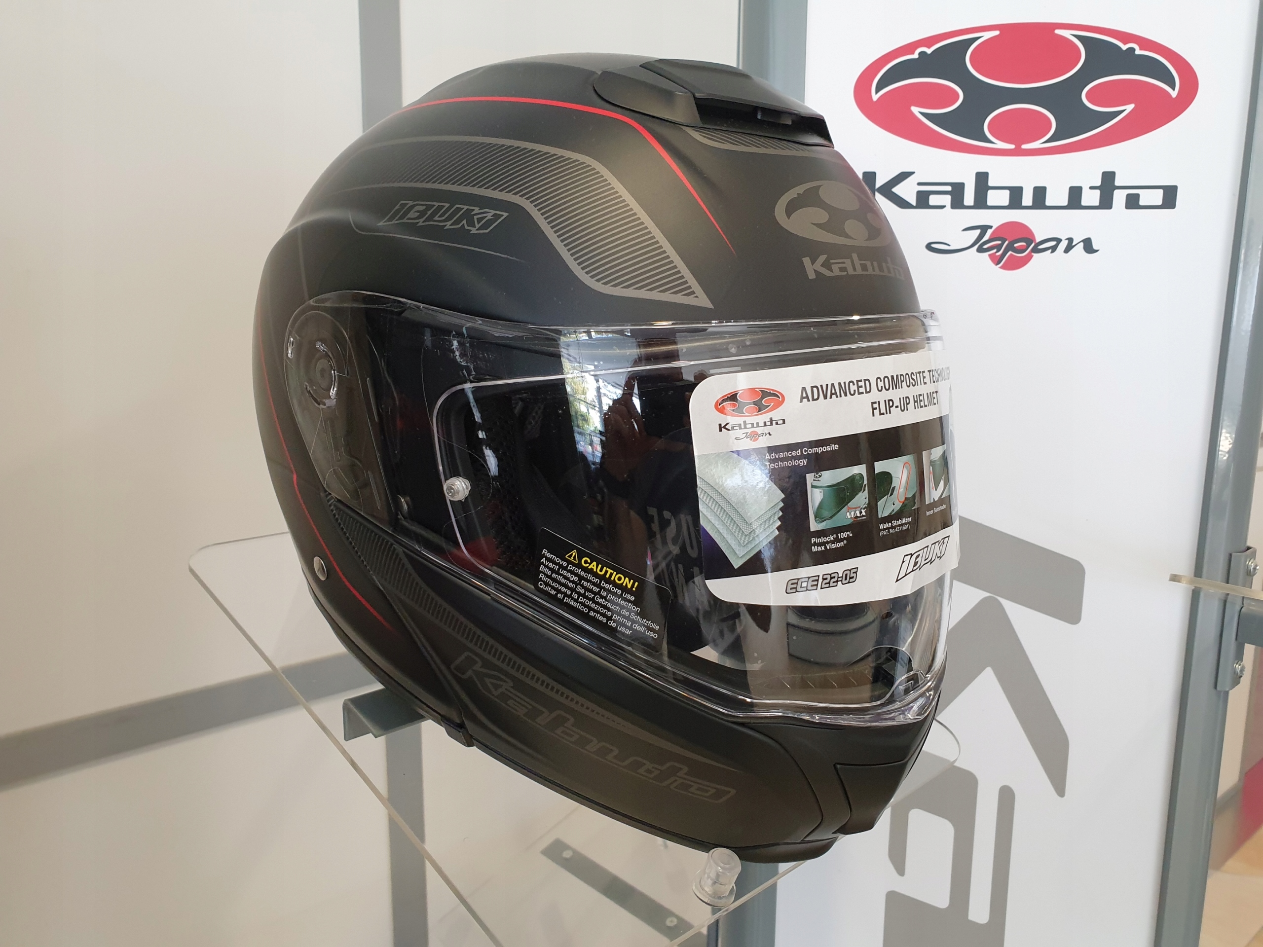 Plochá prilba KABUTO IBUKI Envoy Black / Red - M