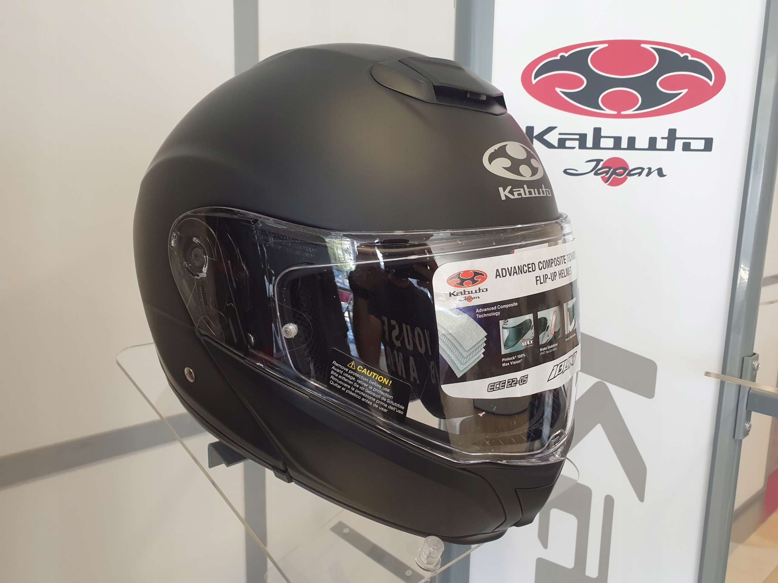 Čierna prilba KABUTO IBUKI Solid Flat - L.