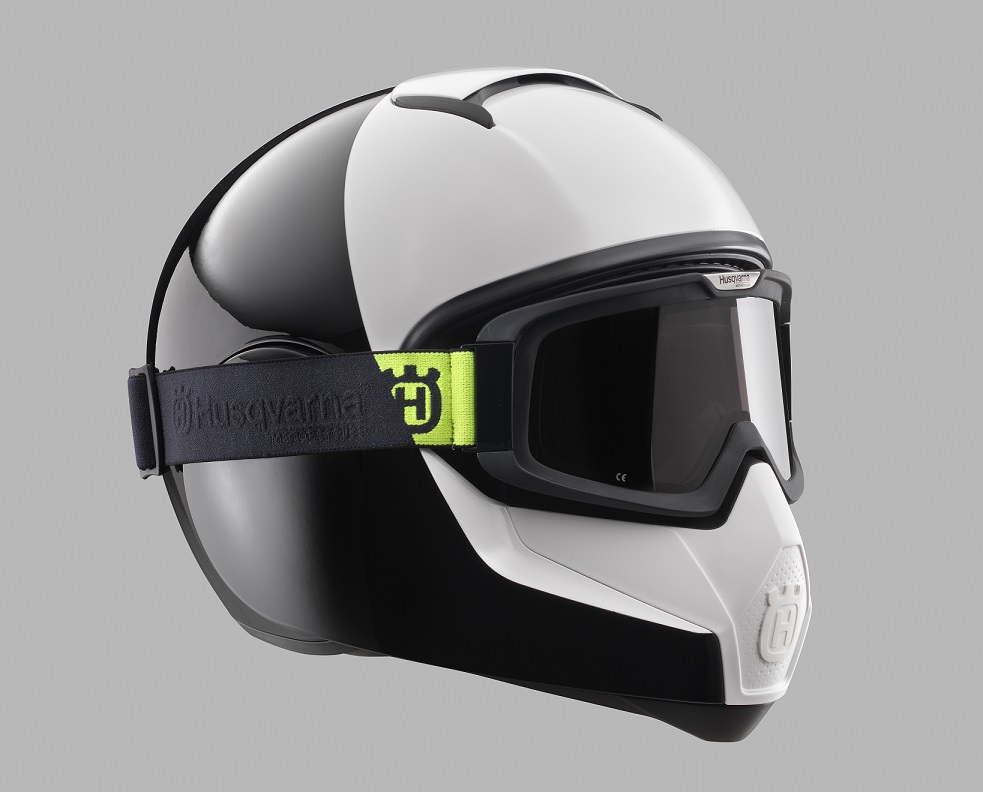 Moto prilba HUSQVARNA Pilen ČIERNA / BIELA. M.