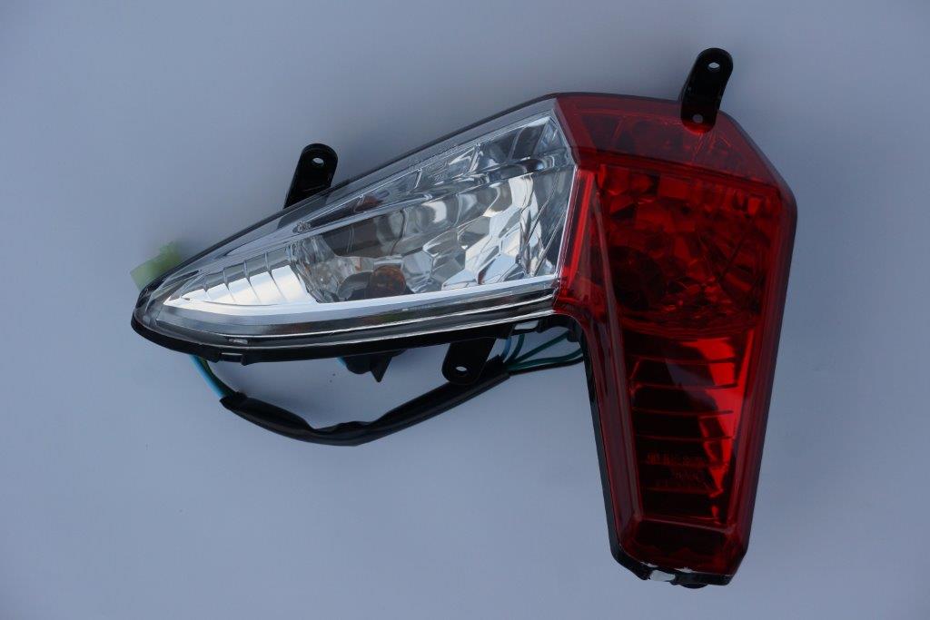 SVETLO ZADNÉ PRAVÉ KYMCO MXU 250 300 500