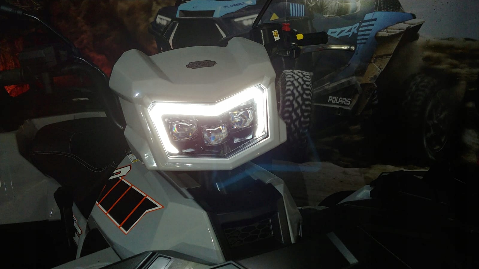 Centrálna LED žiarovka Polaris Sportsman XP 1000 S