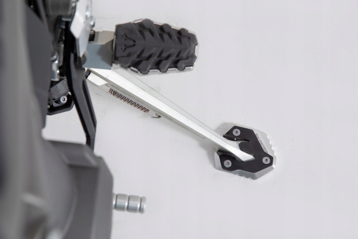Predĺženie chodidla MB Sw-Motech Triumph Tiger 800