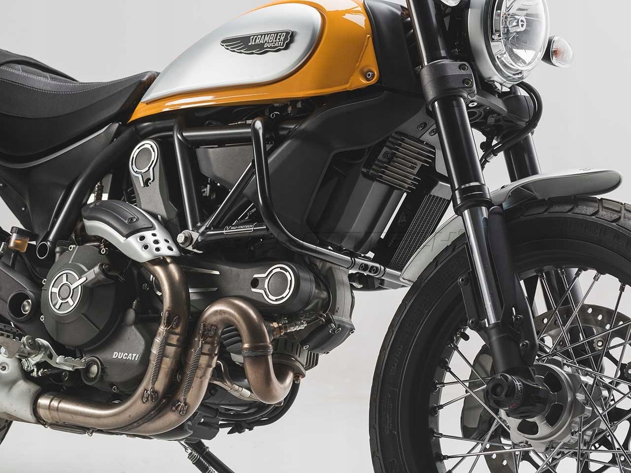 MB: Padacie tyče Sw-Motech Ducati Scrambler [15-]