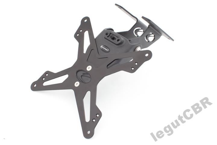 UPEVNENIE DOSKY EVOTECH APRILIA RSV 1000R 04-08