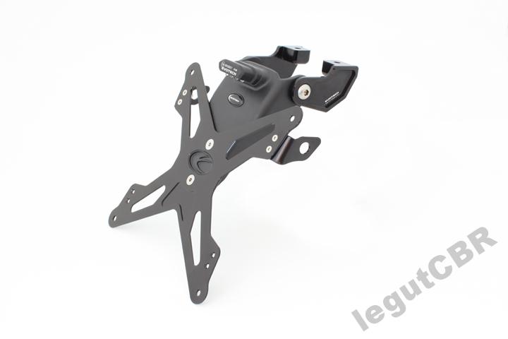 MONTÁŽ NA DOSKU EVOTECH KAWASAKI Z1000 Z750 07-