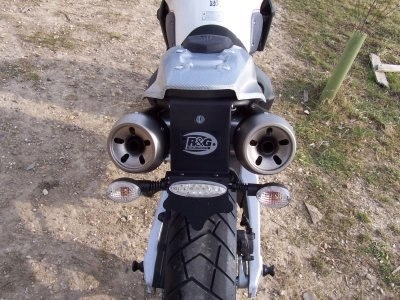 R&G YAMAHA MT-03 MONTÁŽ NA DOSKU