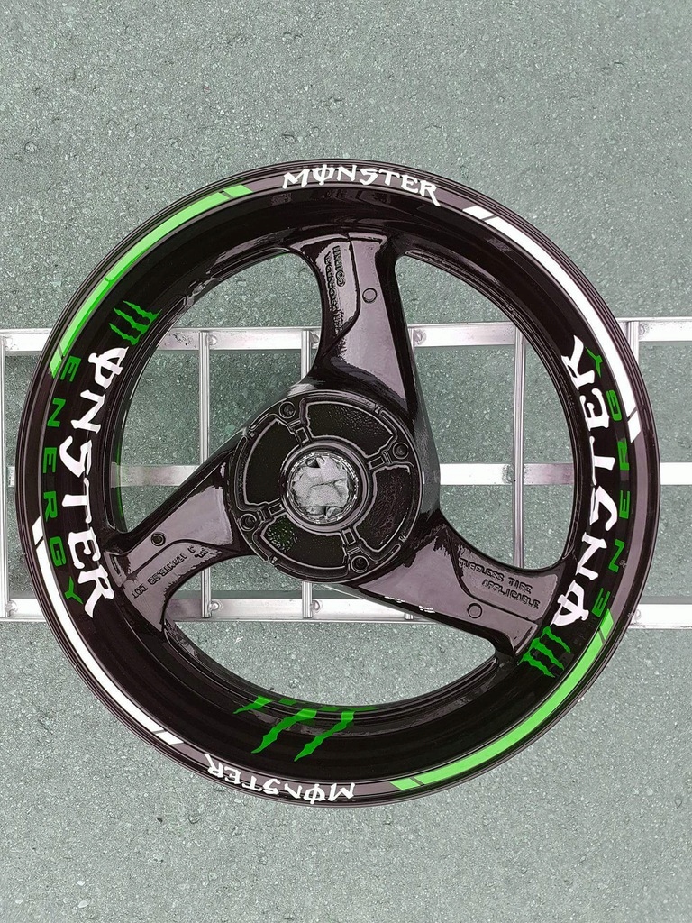 Nálepky na ráfiky motocyklov Monster ENERGY