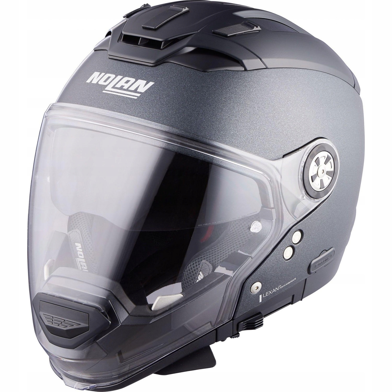 Moto prilba Nolan N70-2 na motorovom chopperi