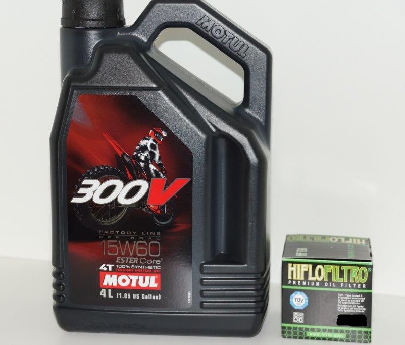 OLEJOVÝ MOTUL 300V OLEJOVÝ FILTER YAMAHA RAPTOR 660