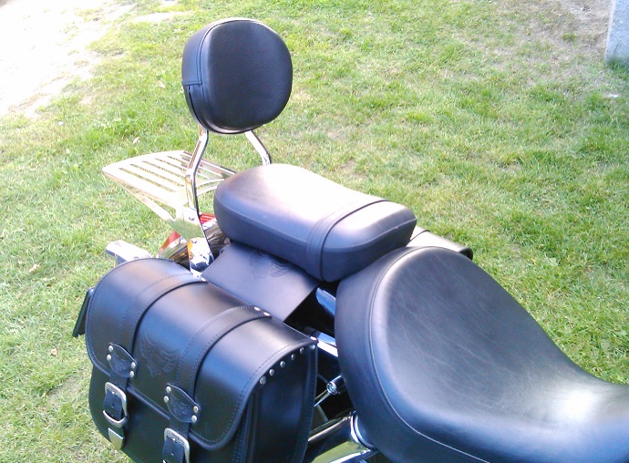 OPIERKO SISSIBAR SHADOW VT750 C4 RC50 AERO