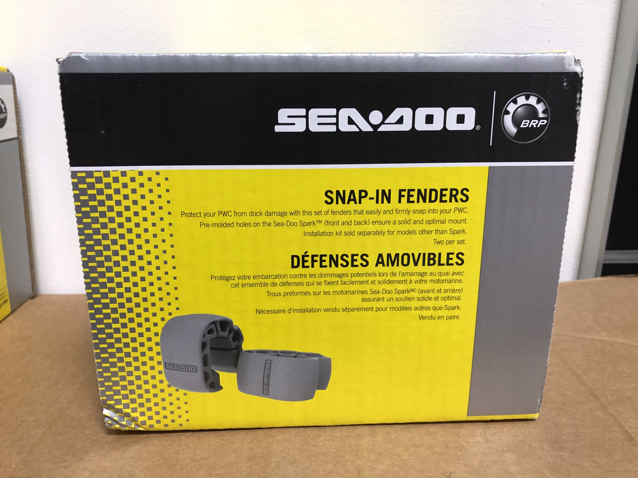 Nárazník SEA-DOO SPARK 295100418