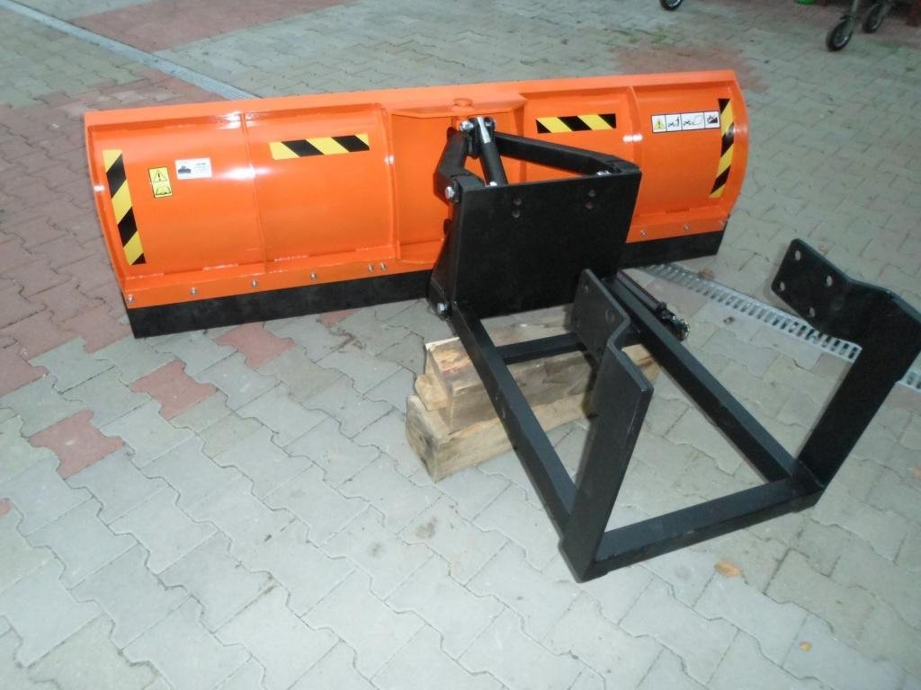 SNEHOVÝ PLOW URSUS C 330 C 360 -3P MF 4x4 INÉ