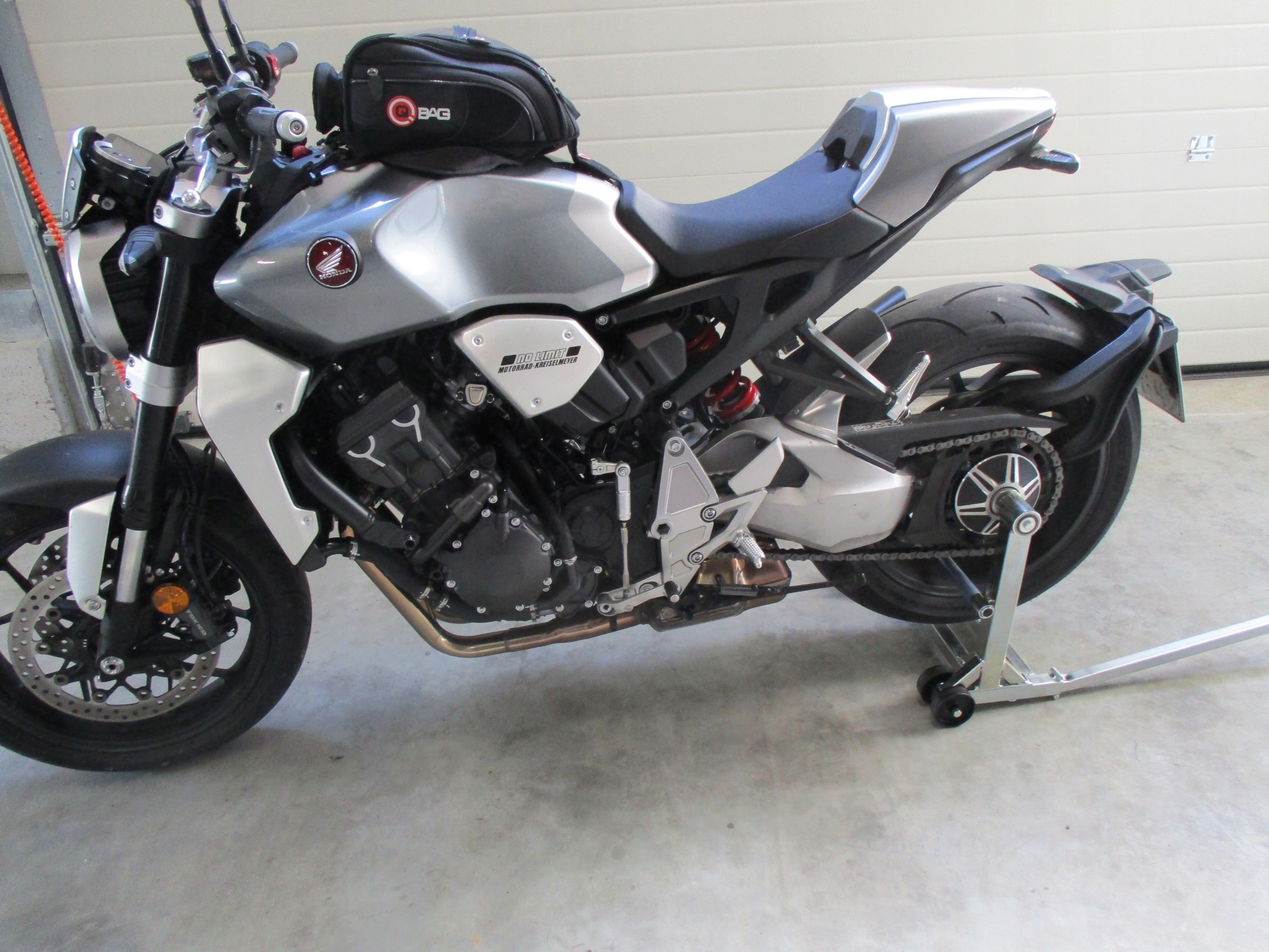 ZDVIHÁK NA MOTOCYKL HONDA CB 1000 R CB1000 SC80