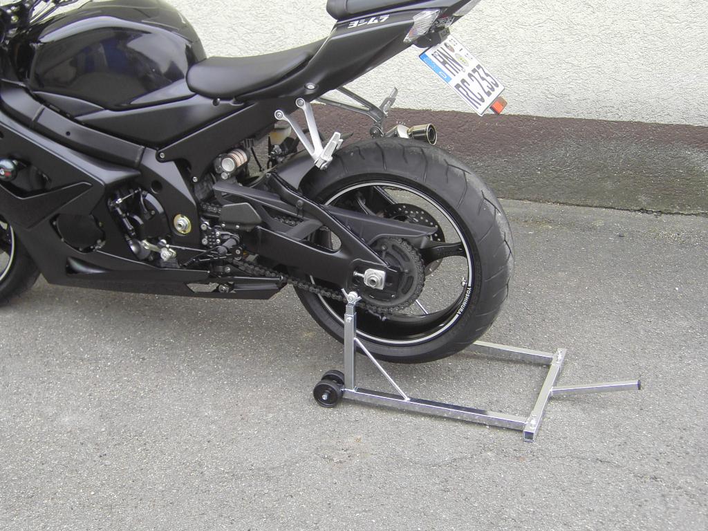 MOTOCYKLOVÝ ZDVIH s výškovým nastavením