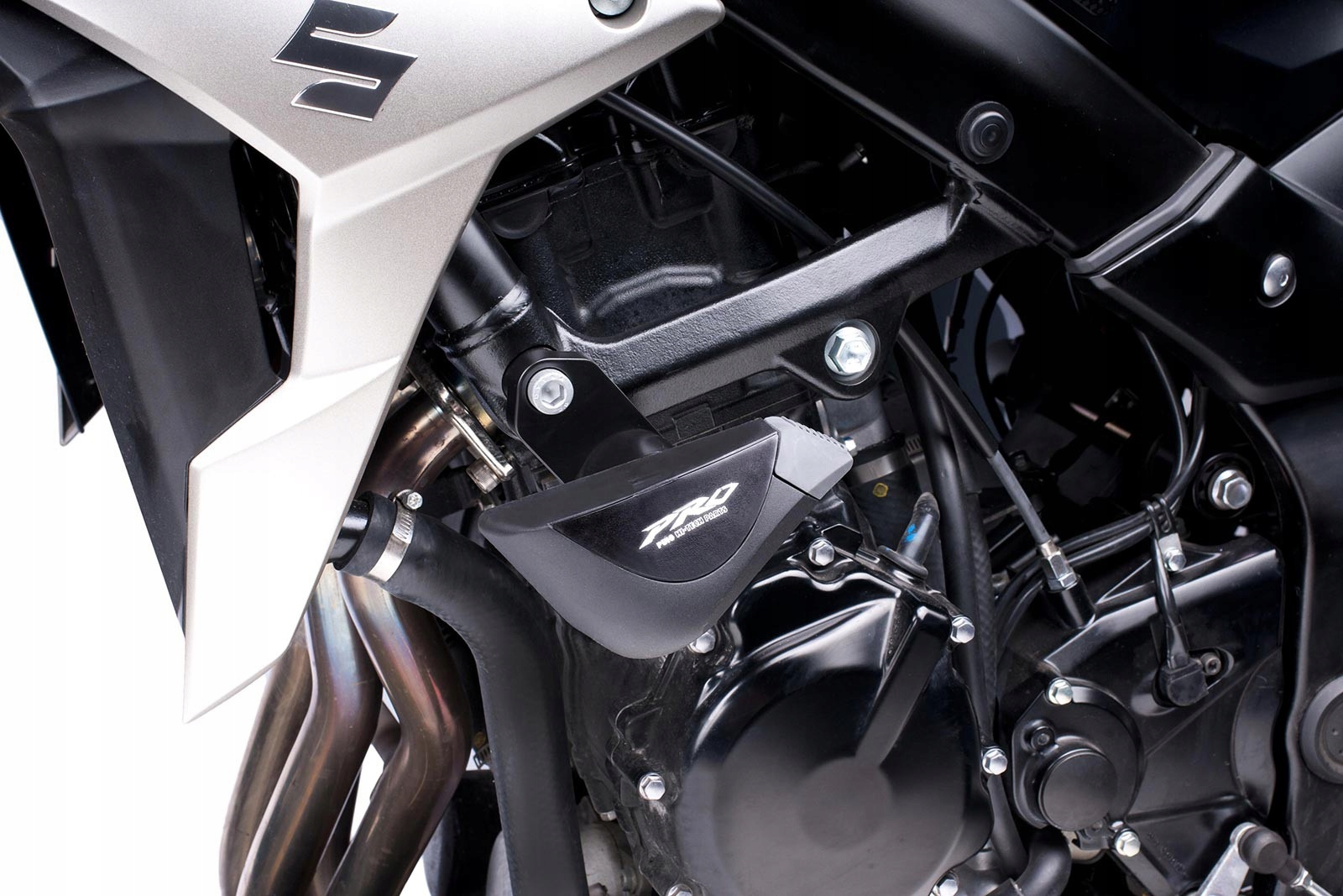 Padacie podložky PUIG 5687N PRO Suzuki GSR750 / GSX-S750
