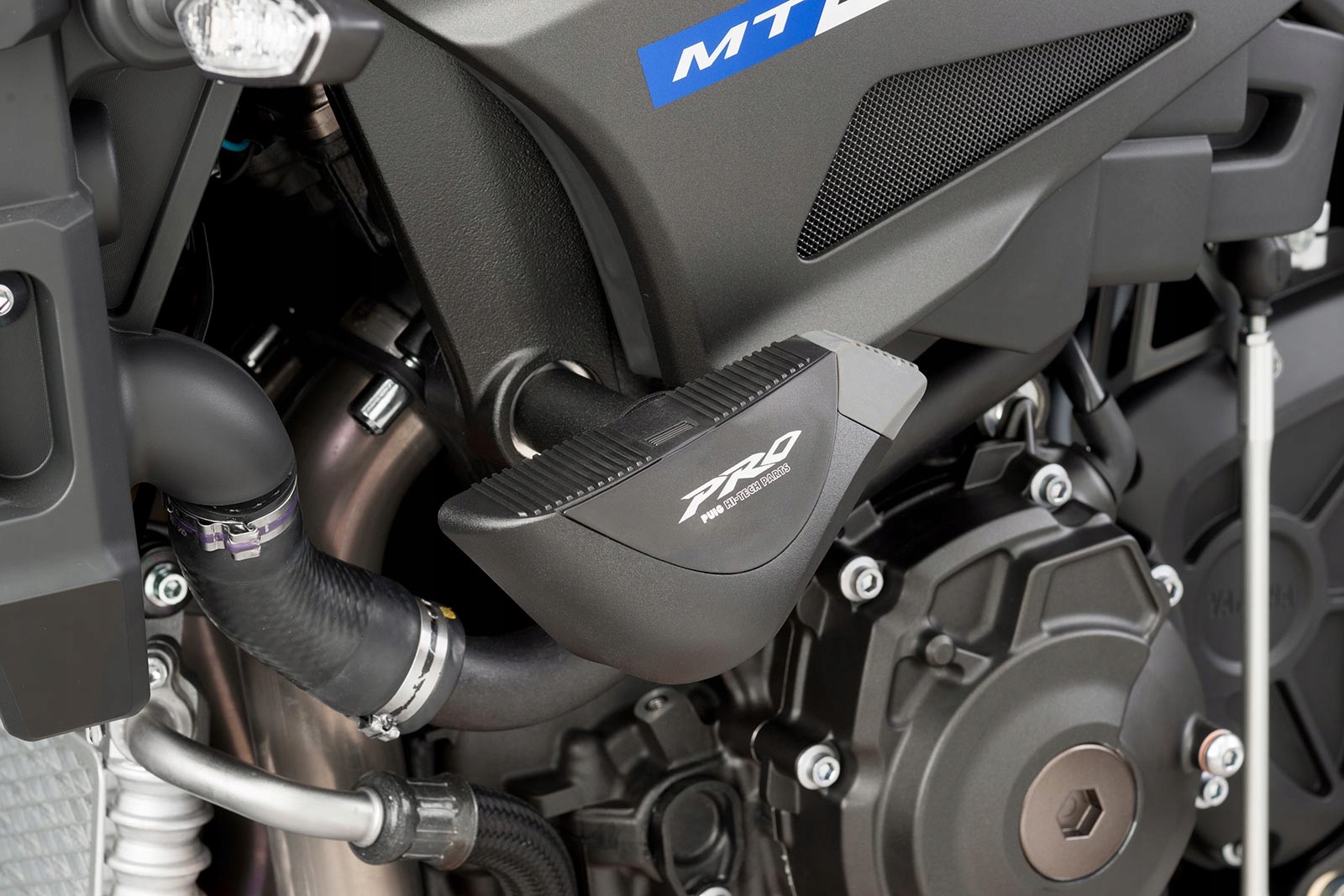 Padacie podložky PUIG 8592N PRO Yamaha MT-10 16-20