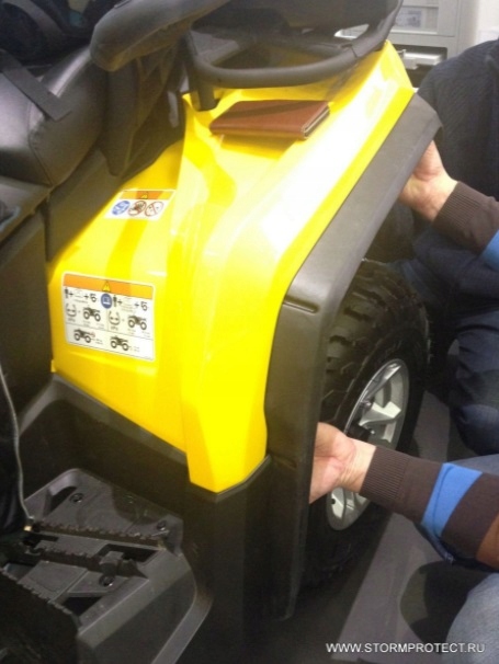 Blatníky Can-am Outlander L MAX XMR