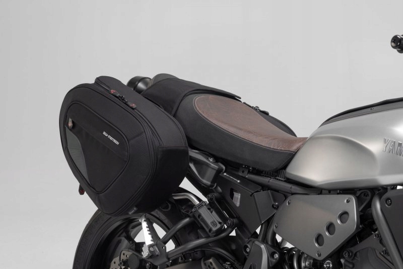 BLAZE H TAŠKY A RÁMY YAMAHA XSR700 (15)