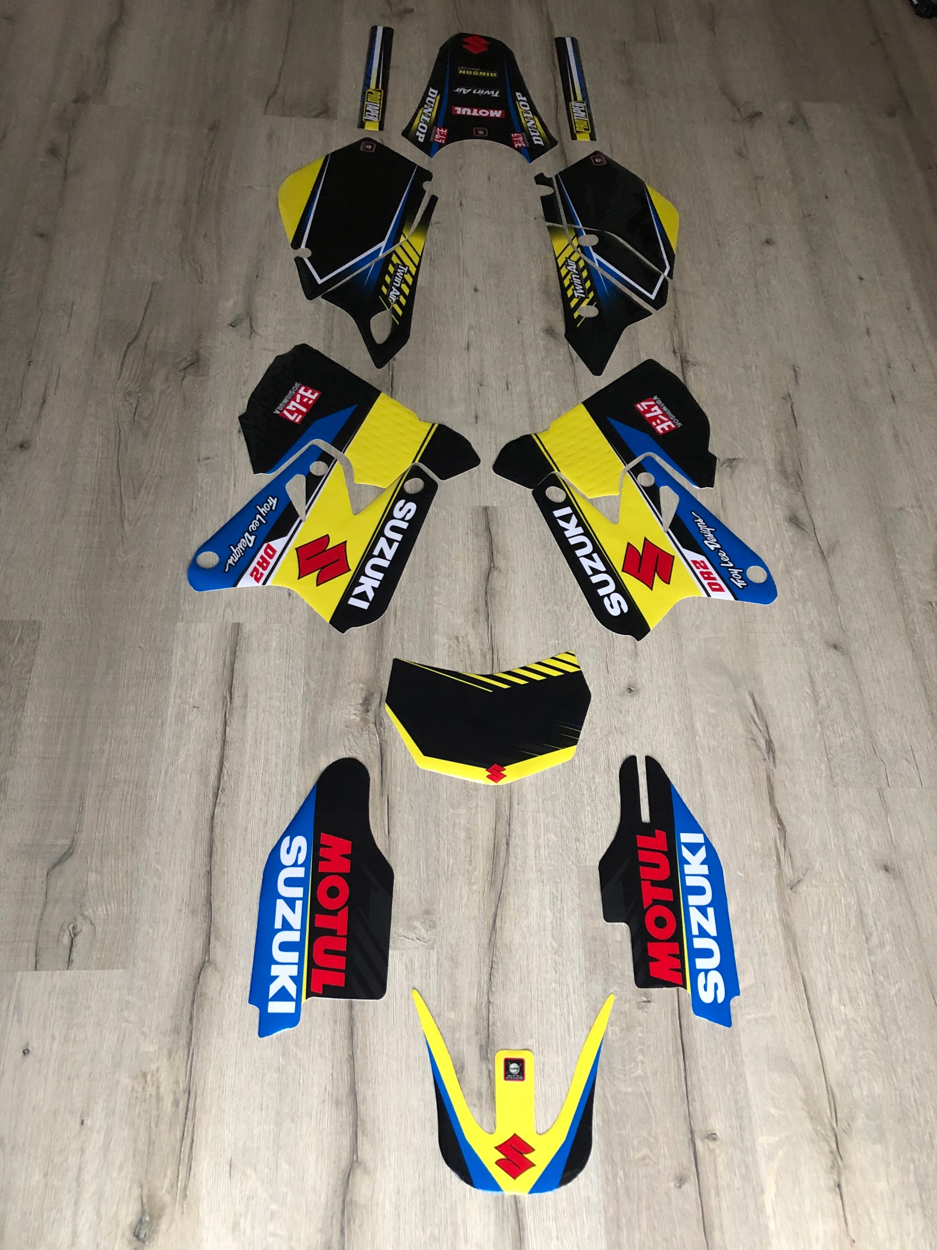 Kompletná dyha SUZUKI DRZ 400 z Talianska CUBAMOTO