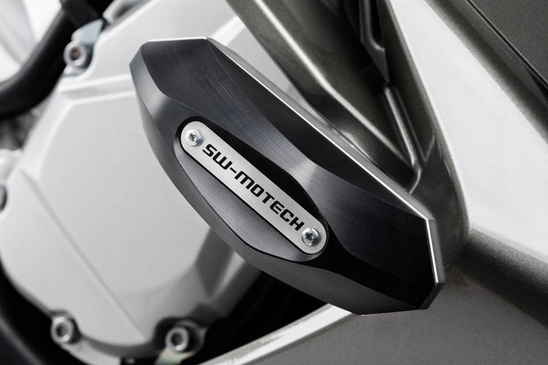 SADA NÁRAZNÍKOV SW-MOTECH PRE YAMAHA FJR ČIERNA