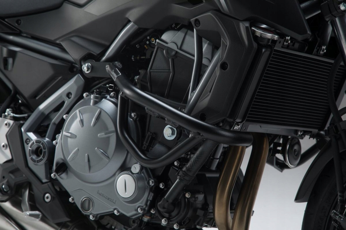 SW-MOTECH CRASHBAR / GMOL KAWASAKI Z650 (16-) ČIERNY