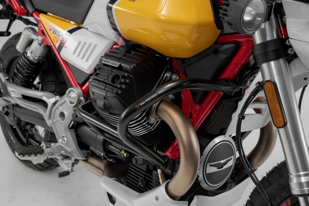 SMEROVKA SW-MOTECH / GMOL MOTO GUZZI V85 TT 19- BLK