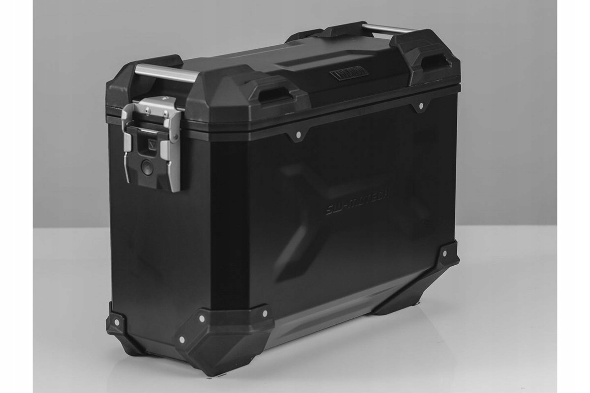SW-MOTECH BOČNÉ SKRINE ĽAVÉ STRANY TRAX ADV BLK 37