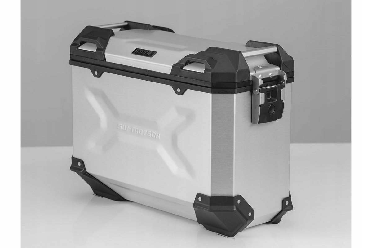SW-MOTECH BOČNÉ SKRINE PRAVÉ BOČNÉ TRAX ADV 37L