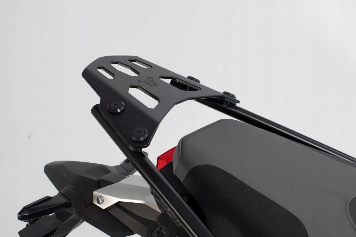 RÁMOVÝ RÁM RÁM SW-MOTECH STREET-RACK HONDA X-ADV 16- ČIERNY