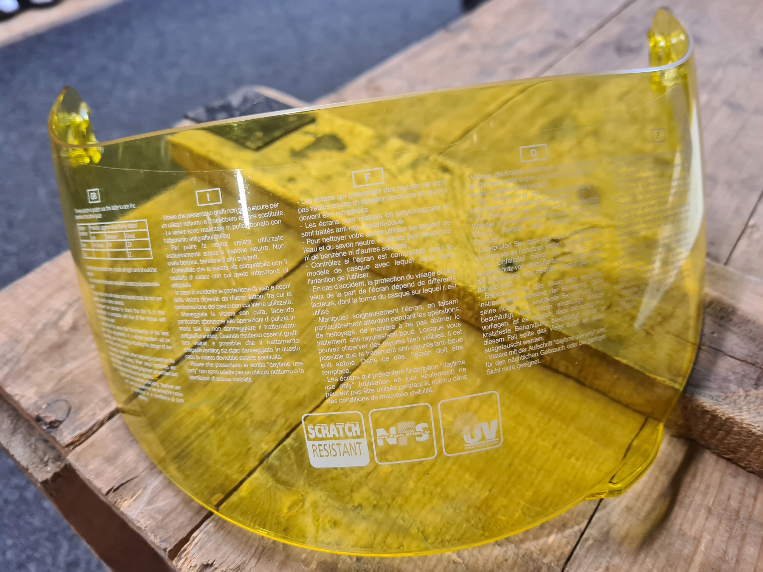 SKLO PRE AGV K-3 SV, K-5, K-5 S ŽLTÉ PRILBY