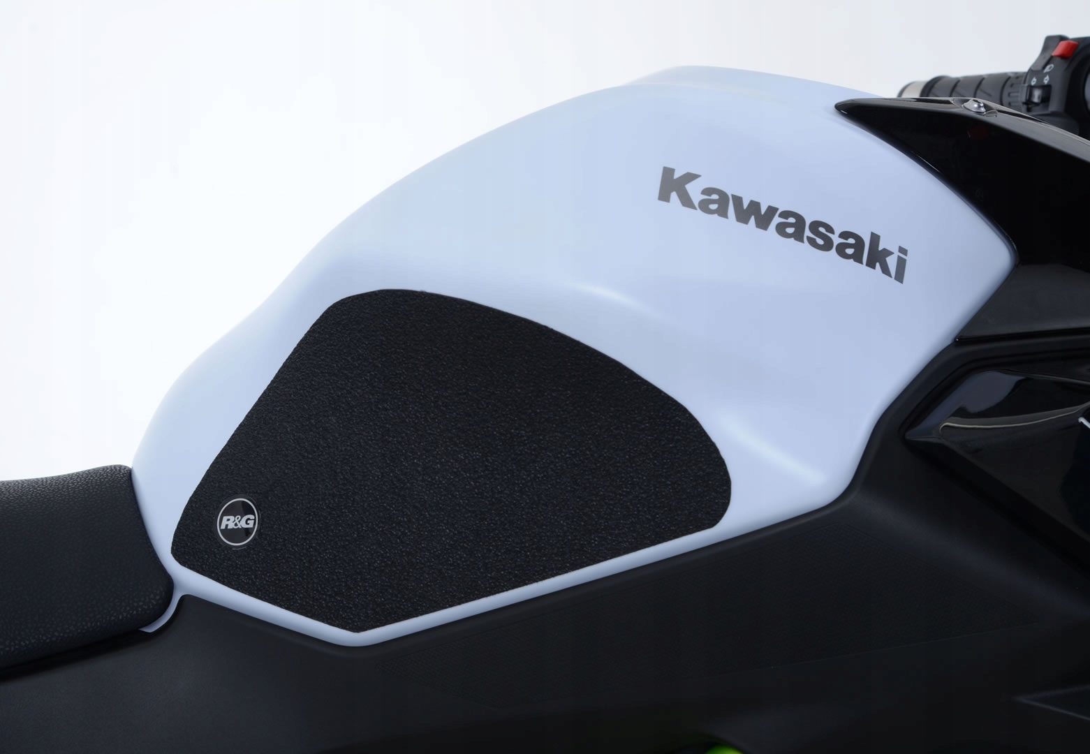 Tankpad R&G Kawasaki Z 650 Ninja 650 17- čierny
